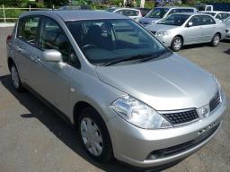 Nissan TIIDA 15S picture