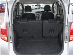 Toyota RACTIS G L-PKG picture