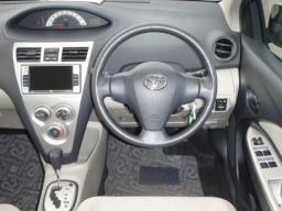 Toyota Belta X picture