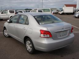 Toyota Belta X picture
