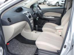 Toyota Belta X picture