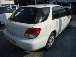 Subaru Impreza Wagon 15i picture