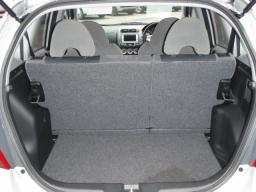 Honda Fit 1.3A picture