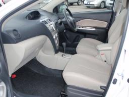 Toyota Belta X picture