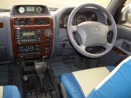 Toyota LAND CRUISER PRADO TZ 4WD picture