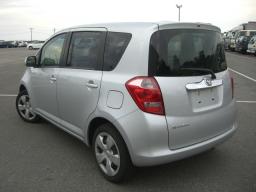 Toyota RACTIS X picture
