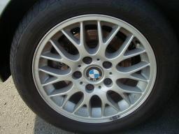 BMW 325i Right Hand Drive picture