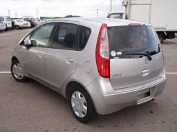 Mitsubishi COLT E picture