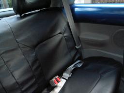 VolksWagen New Beetle Base picture