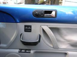 VolksWagen New Beetle Base picture