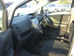 Toyota RACTIS G picture