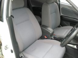 Nissan WINGROAD S picture