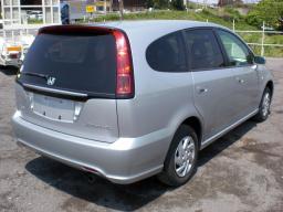 Honda Stream S 4WD picture