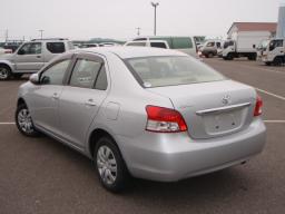 Toyota Belta X picture