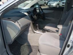 Toyota COROLLA AXIO X picture