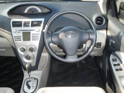 Toyota Belta X picture