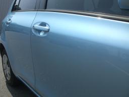 Toyota Vitz 1.0F picture