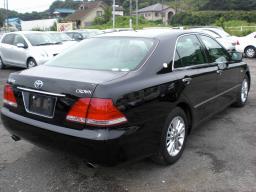 Toyota Crown Royal Saloon picture