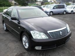 Toyota Crown Royal Saloon picture
