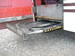 Isuzu 9m bus 26 passengers type picture