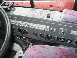 Isuzu 9m bus 26 passengers type picture