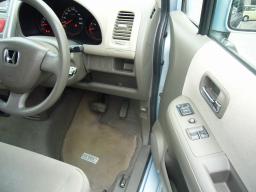 Honda MOBILIO A picture