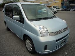 Honda MOBILIO A picture