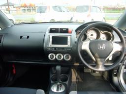 Honda Fit 1.3A picture