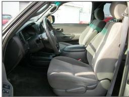 Toyota Tundra SR5 V8 picture