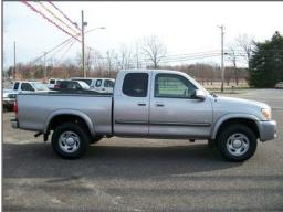 Toyota Tundra SR5 V8 picture