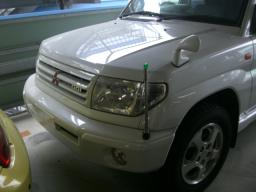 Mitsubishi Pajero IO 2.0 4WD Pearl Package picture