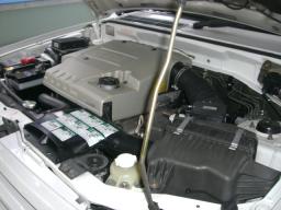 Mitsubishi Pajero IO 2.0 4WD Pearl Package picture