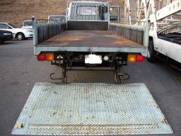 Mitsubishi FUSO Fighter Power Gate picture
