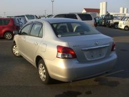 Toyota Belta X picture