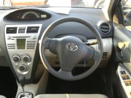 Toyota Belta X picture