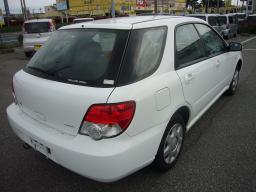 Subaru Impreza Wagon 15i picture