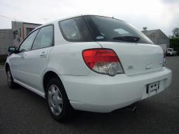 Subaru Impreza Wagon 15i picture