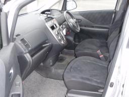 Toyota RACTIS G picture