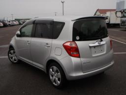 Toyota RACTIS G picture