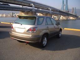 Toyota Harrier IR Version picture