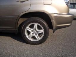 Toyota Harrier IR Version picture