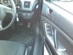 Subaru LEGACY WAGON 2.0I picture