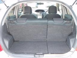 Toyota Vitz F picture