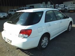 Subaru Impreza Wagon 15i picture