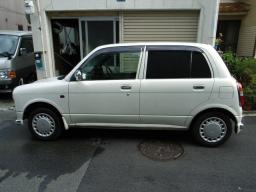 Daihatsu Mira Gino picture