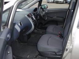 Mitsubishi COLT E picture