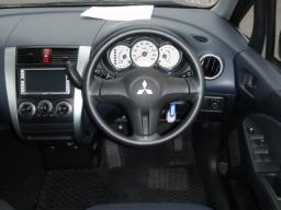 Mitsubishi COLT E picture