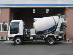 Isuzu forward Concrete Mixer picture