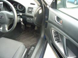 Subaru LEGACY WAGON 2.0I picture