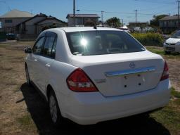 Nissan TIIDA LATIO 15S picture